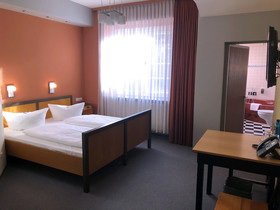 Haus des Volkes Das Bauhaushotel