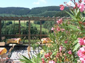 Haus des Volkes Das Bauhaushotel
