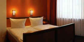 Haus des Volkes Das Bauhaushotel