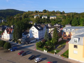 Outdoor Inn