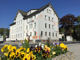 Outdoor Inn