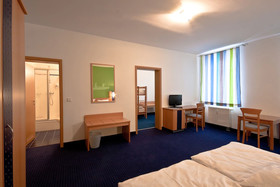 Outdoor Inn