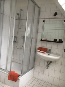 Das Kleine Hotel