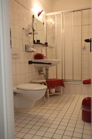 Das Kleine Hotel