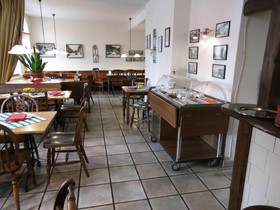 die Sonne — Zimmer & Apartments