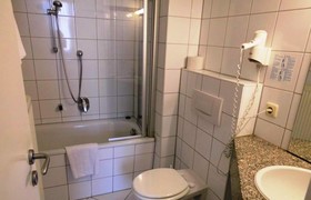 die Sonne — Zimmer & Apartments