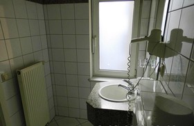 die Sonne — Zimmer & Apartments