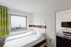 Wakeup Copenhagen, Carsten Niebuhrs Gade