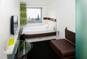 Wakeup Copenhagen, Carsten Niebuhrs Gade