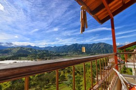 Altocerro Villas Hotel & Camping