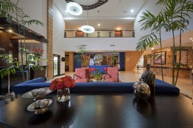 Hodelpa Garden Court