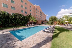 Hodelpa Garden Court