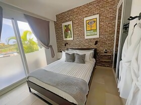 Coral House by CanaBay Hotels