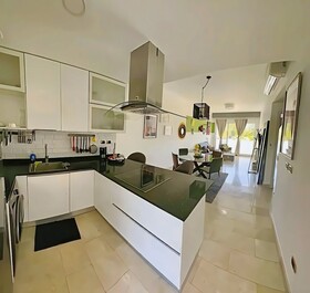 Coral House by CanaBay Hotels