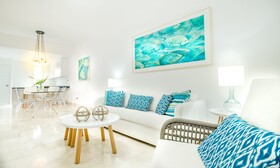 Coral House by CanaBay Hotels