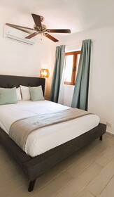 La Piazzetta Suites