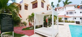 La Piazzetta Suites