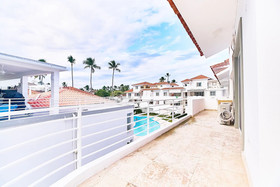 Los Corales Village - Las Terrazas Condo