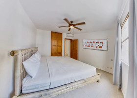 Los Corales Village - Las Terrazas Condo