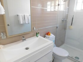 Villa Caracol Ideal Families