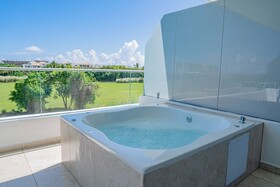 Xëliter Cana Rock Punta Cana