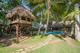 Natura Cabana Boutique Hotel & Spa