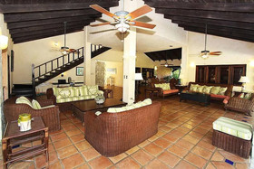 Villa Las Palmas