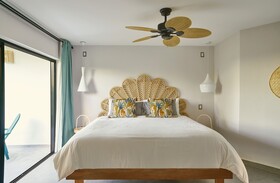Catalina Tropical Lodge