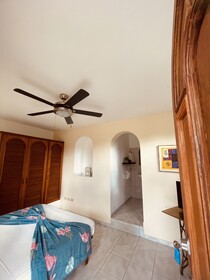 El Castillo Tropical