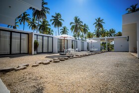 The Palm Bay Club Lodge