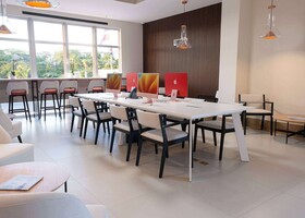 Super 8 by Wyndham Manzanillo