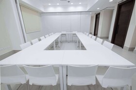 Super 8 by Wyndham Manzanillo