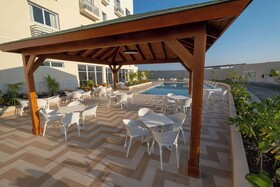 Super 8 by Wyndham Manzanillo