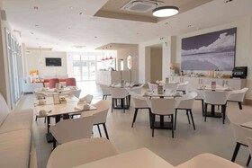 Super 8 by Wyndham Manzanillo