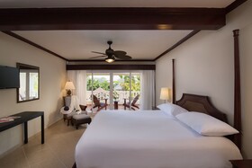 Lifestyle Kosher Cofresi Suites