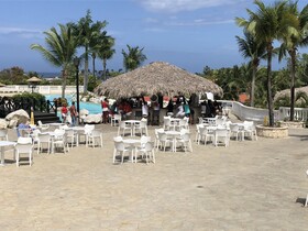 Lifestyle Kosher Tropical Suites