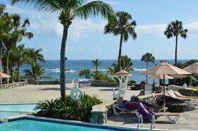 Lifestyle Kosher Tropical Suites