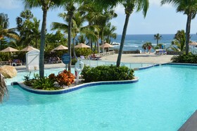 Lifestyle Kosher Tropical Suites