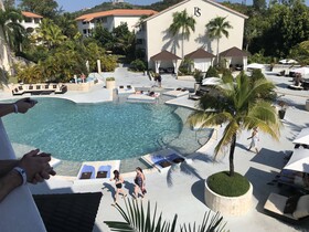 Lifestyle Kosher Tropical Suites