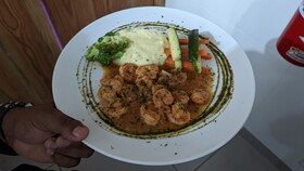 Skylight Suites Restaurant Bar