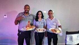 Skylight Suites Restaurant Bar