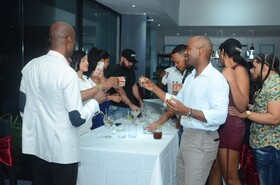 Skylight Suites Restaurant Bar