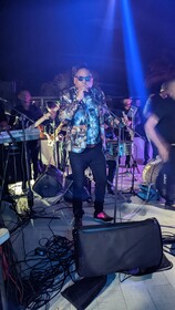 Skylight Suites Restaurant Bar