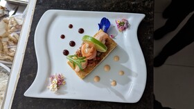 Skylight Suites Restaurant Bar