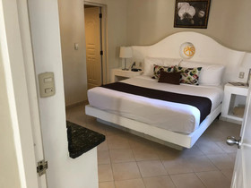 The Crown Villas