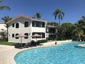 The Crown Villas