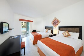 Casa Marina Beach & Reef