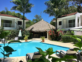 Coral Blanco Hotel