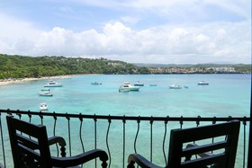 Exxtraordinary Resort-Bellamar