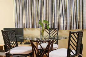 Exxtraordinary Resort-Bellamar